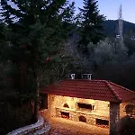 Arcadia Villa